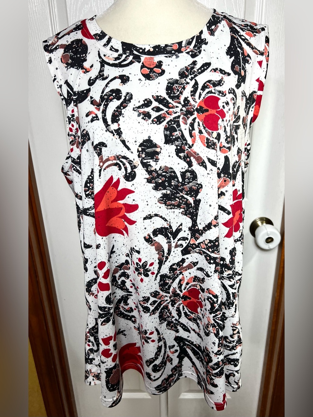 Boho Floral Tank Top Sleeveless Blouse Lightweight White/Red/Black Size L